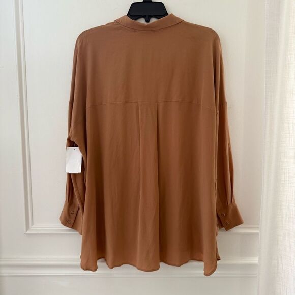 Agnona 100% Silk Tan Button-Up Blouse in Tan Sz Medium, NWT - Picture 10 of 12